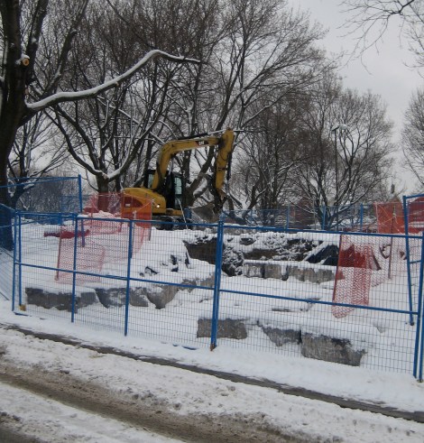 Work continues even during the snow